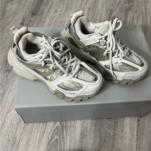 SOLD!!! Balenciaga grey track clearsole